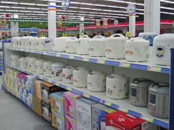 精品陈列里的告别 斑竹零售生涯在奉贤鞋帽区的最后身影