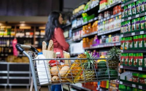 新零售 鞋帽零售中产品、渠道与传播的融合之道